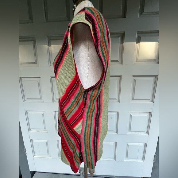 Ralph Lauren Southwestern Print Linen Sleeveless Striped V-Neck Sweater Top - Picture 5 of 6